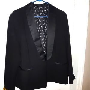 Reitman's Jacket with Silky Collar and Lining. Fits size 20W